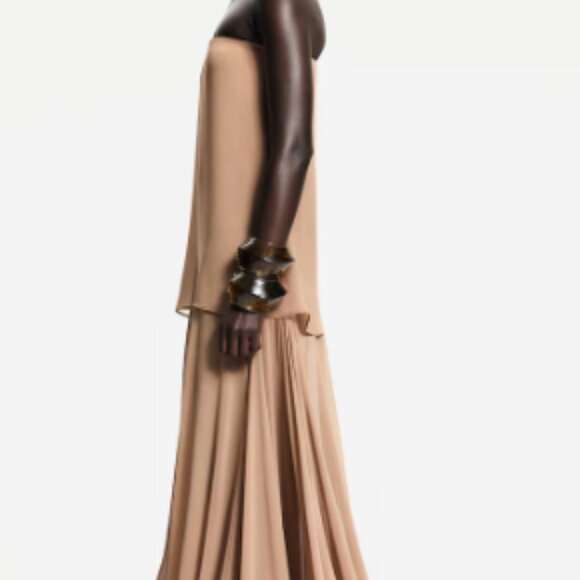 H&M Voluminous Bandeau Dress - Picture 2 of 8